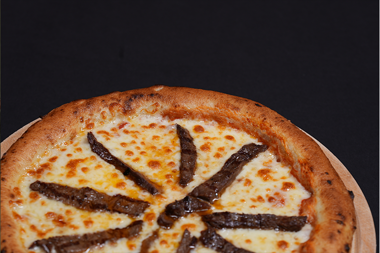 BBQ Steak Pizza